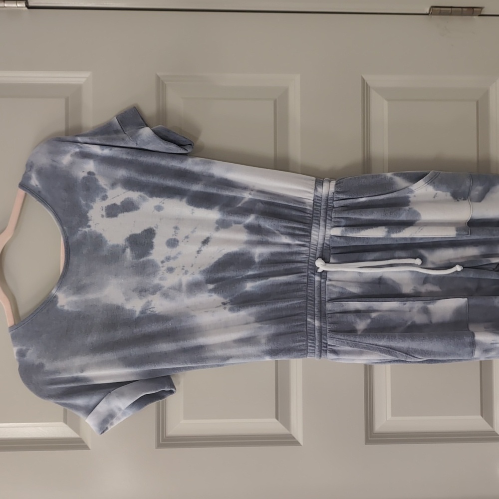 Women's blue tie dye jumpsuit w/elastic waist and two front pockets size small